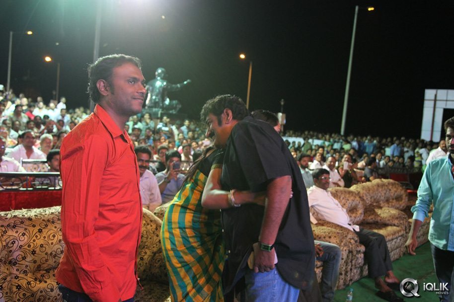 Loukyam-Movie-Audio-Success-Function